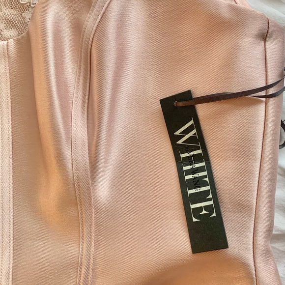 Vera Wang Lace Illusion Neckline Dress - Picture 7 of 7